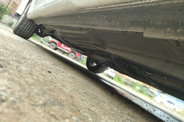 Used Volkswagen Lavida 2017 1.6L Automatic Comfort Edition Right Side Sill