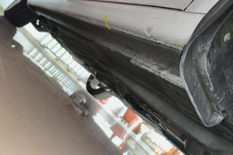 Used Volkswagen Lavida 2017 230TSI DSG Comfort Edition Right Side Sill