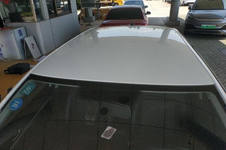 Used Volkswagen Lavida 2017 1.6L Automatic Fashion Edition Roof