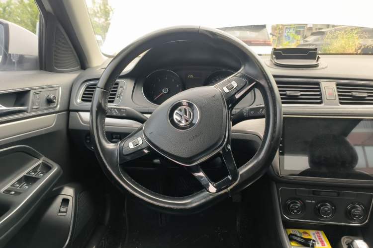 Used Volkswagen Lavida 2017 230TSI DSG Comfort Edition Steering Wheel