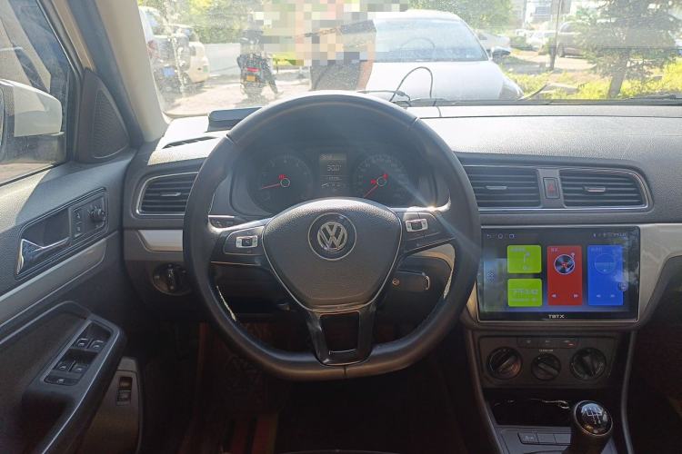 Used Volkswagen Lavida 2017 1.6L Manual Fashion Edition Steering Wheel
