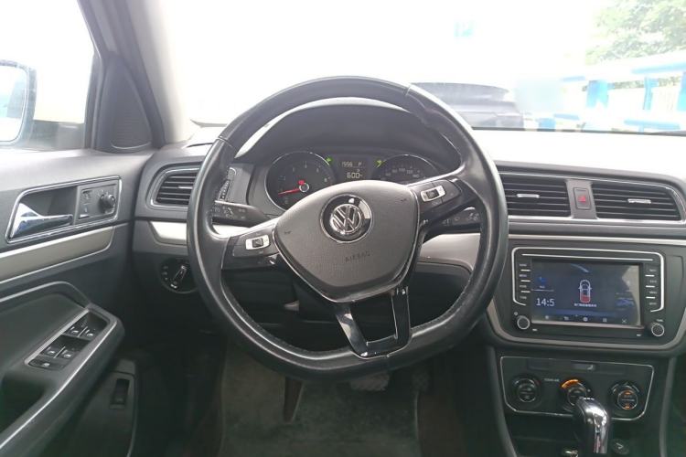 Used Volkswagen Lavida 2017 230TSI DSG Comfort Edition Steering Wheel