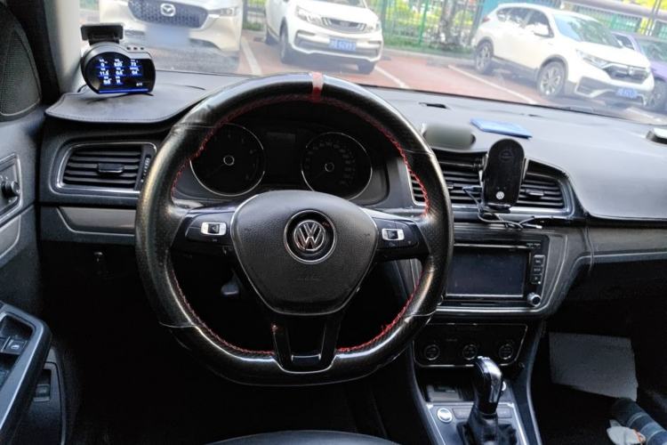 Used Volkswagen Lavida 2017 230TSI DSG Comfort Edition Steering Wheel