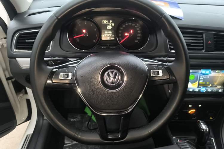 Used Volkswagen Lavida 2017 230TSI DSG Comfort Edition Steering Wheel