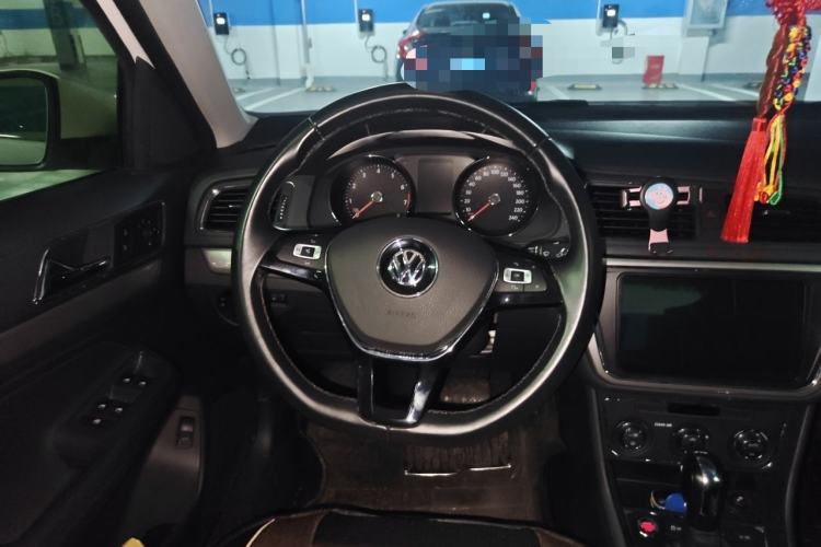 Used Volkswagen Lavida 2017 230TSI DSG Comfort Edition Steering Wheel
