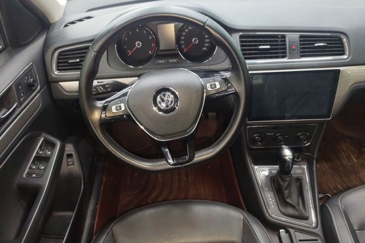 Used Volkswagen Lavida 2017 230TSI DSG Comfort Edition Steering Wheel