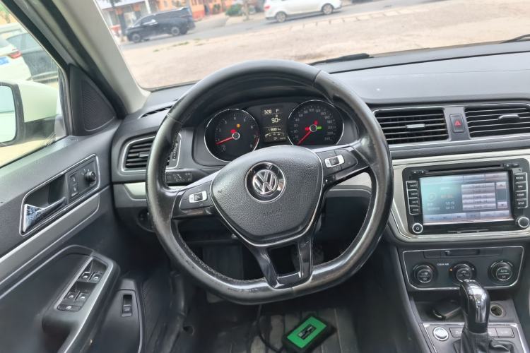 Used Volkswagen Lavida 2017 230TSI DSG Comfort Edition Steering Wheel