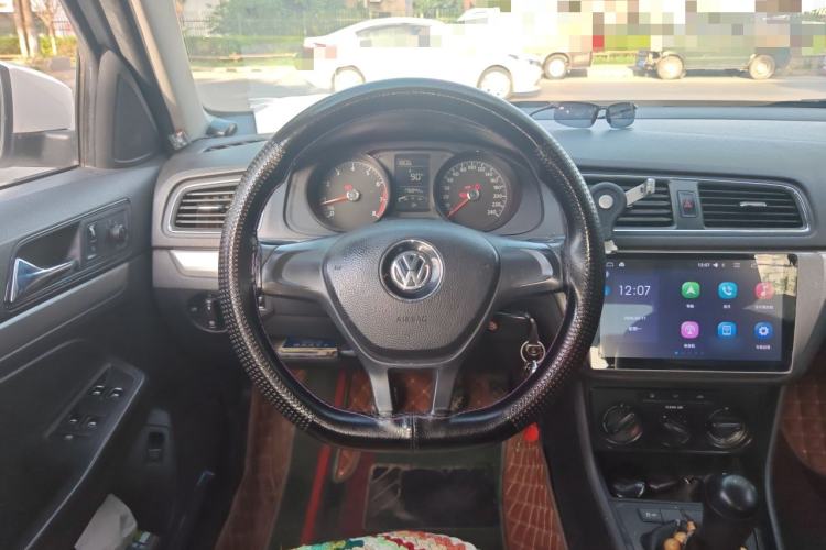 Used Volkswagen Lavida 2017 1.6L Manual Fashion Edition Steering Wheel