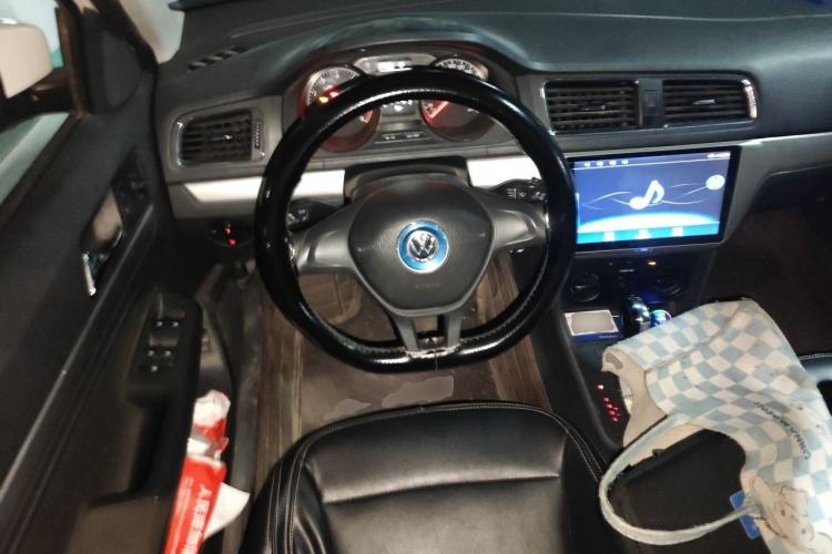 Used Volkswagen Lavida 2017 1.6L Automatic Fashion Edition Steering Wheel