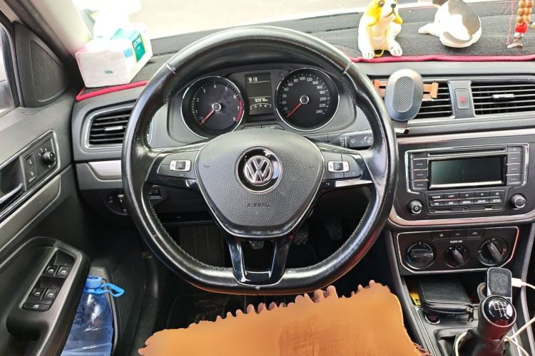 Used Volkswagen Lavida 2017 1.6L Manual Comfort Edition Steering Wheel