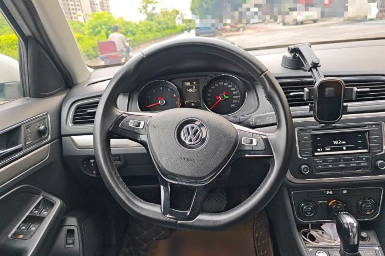 Used Volkswagen Lavida 2017 230TSI DSG Comfort Edition Steering Wheel
