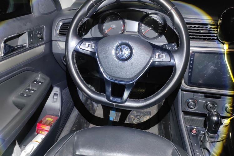 Used Volkswagen Lavida 2017 230TSI DSG Comfort Edition Steering Wheel