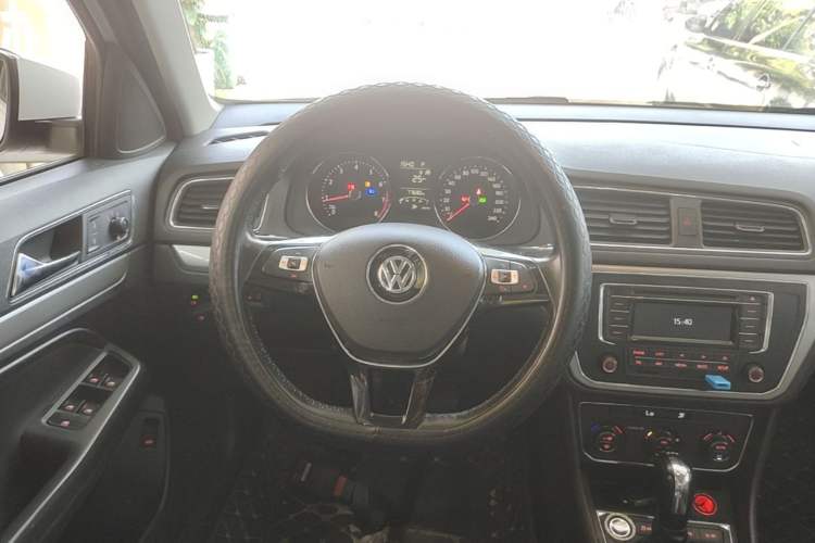 Used Volkswagen Lavida 2017 230TSI DSG Comfort Edition Steering Wheel