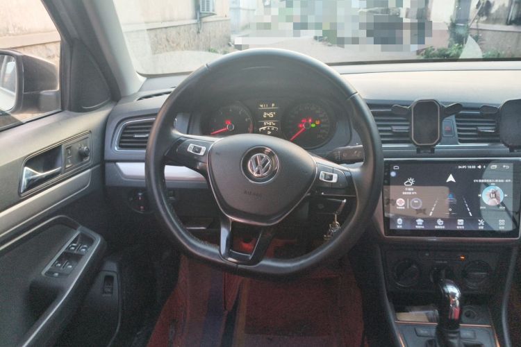 Used Volkswagen Lavida 2017 1.6L Automatic Fashion Edition Steering Wheel