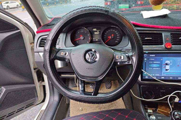Used Volkswagen Lavida 2017 1.6L Manual Comfort Edition Steering Wheel