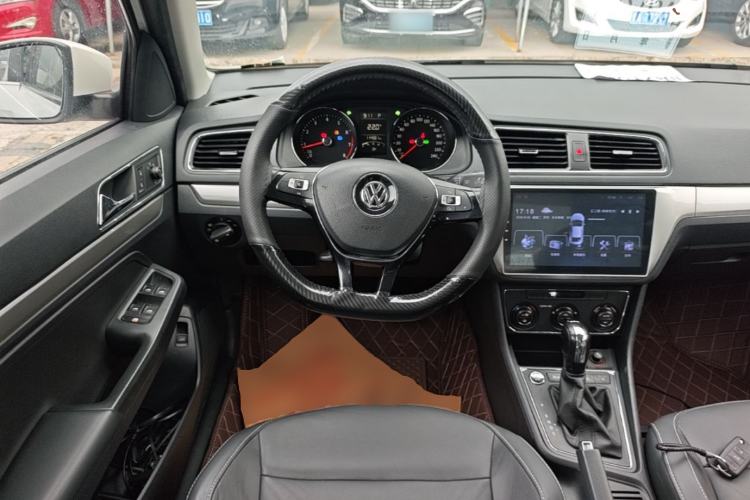 Used Volkswagen Lavida 2017 230TSI DSG Comfort Edition Steering Wheel