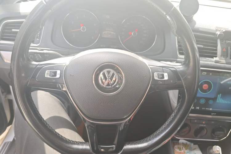 Used Volkswagen Lavida 2017 1.6L Manual Comfort Edition Steering Wheel