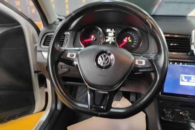 Used Volkswagen Lavida 2017 230TSI DSG Comfort Edition Steering Wheel
