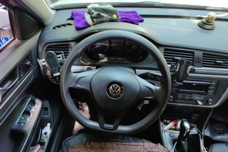 Used Volkswagen Lavida 2017 1.6L Manual Comfort Edition Steering Wheel