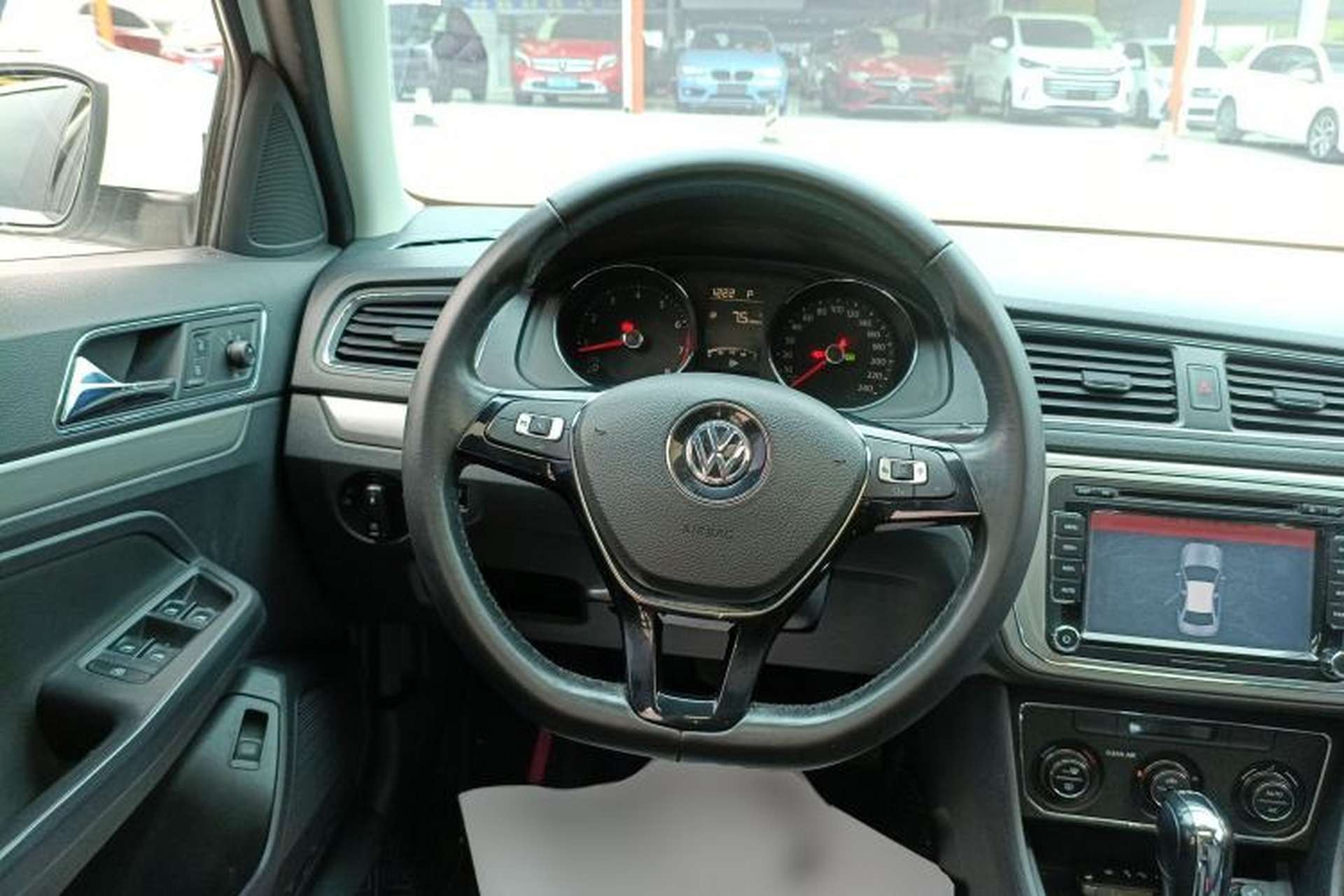 Used Volkswagen Lavida 2017 230TSI DSG Comfort Edition Steering Wheel
