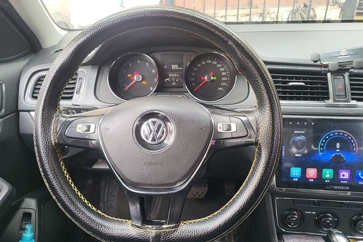 Used Volkswagen Lavida 2017 230TSI DSG Comfort Edition Steering Wheel
