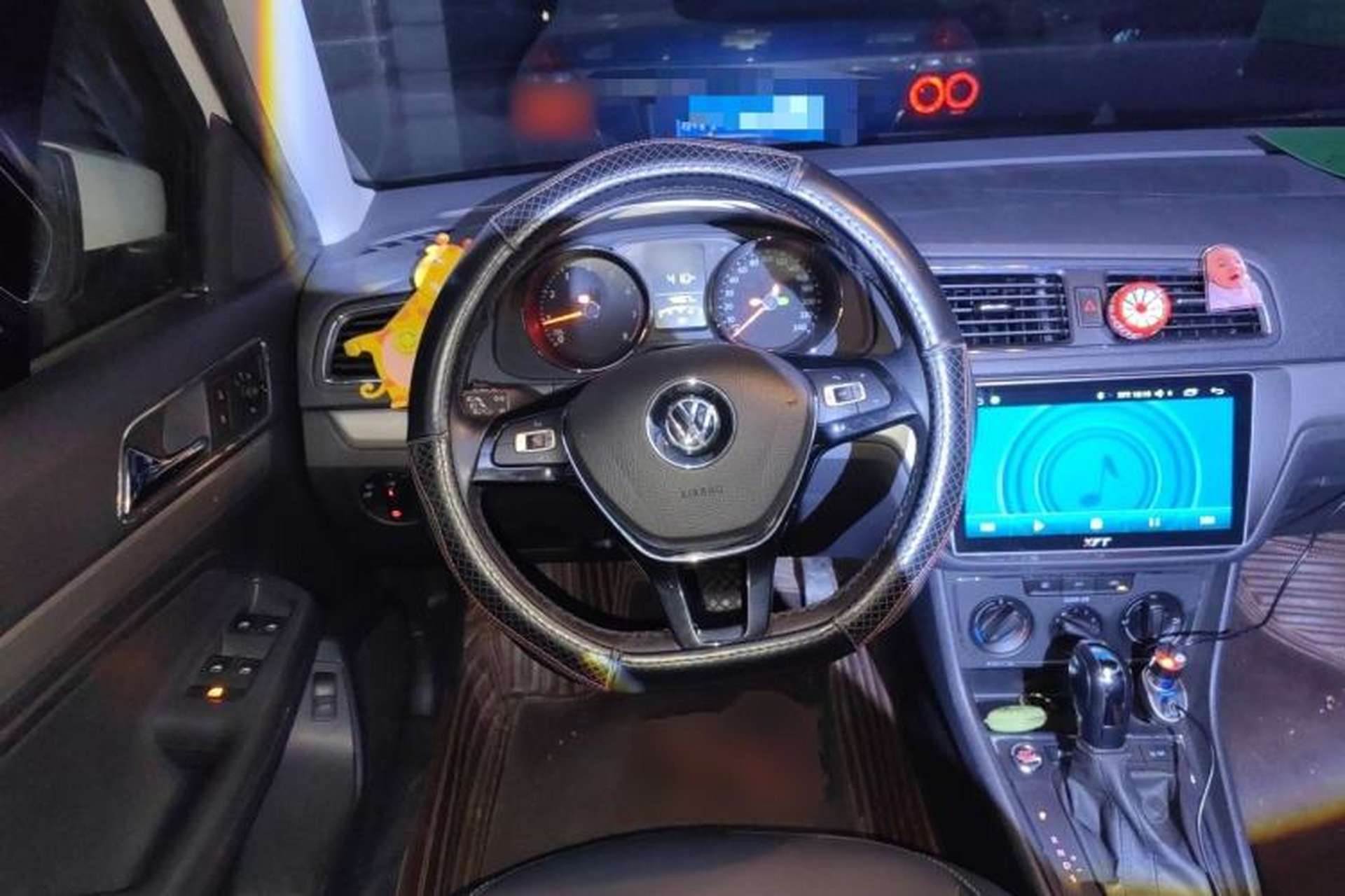 Used Volkswagen Lavida 2017 1.6L Automatic Comfort Edition Steering Wheel