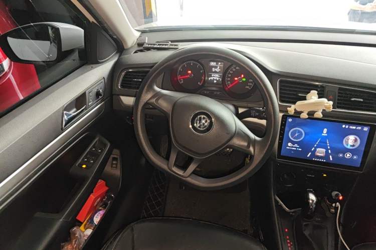 Used Volkswagen Lavida 2017 1.6L Automatic Fashion Edition Steering Wheel