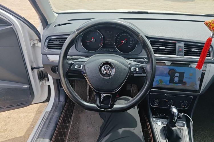 Used Volkswagen Lavida 2017 230TSI DSG Comfort Edition Steering Wheel