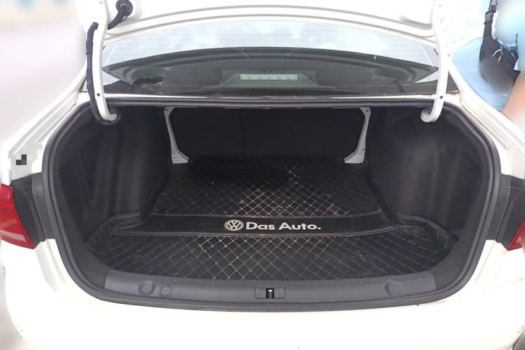 Used Volkswagen Lavida 2017 230TSI DSG Comfort Edition Trunk