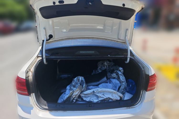Used Volkswagen Lavida 2017 1.6L Automatic Comfort Edition Trunk