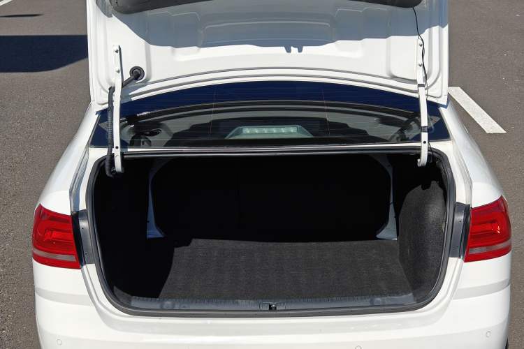 Used Volkswagen Lavida 2017 230TSI DSG Comfort Edition Trunk