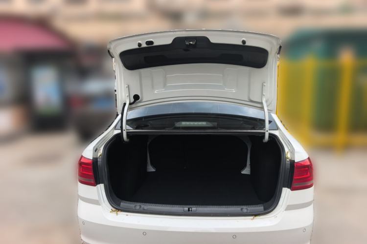 Used Volkswagen Lavida 2017 230TSI DSG Comfort Edition Trunk
