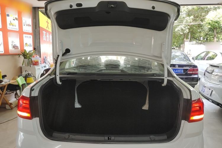 Used Volkswagen Lavida 2017 230TSI DSG Comfort Edition Trunk