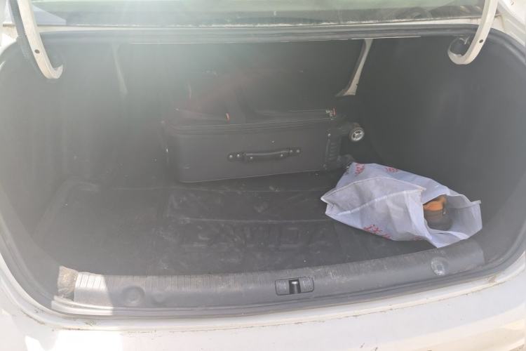 Used Volkswagen Lavida 2017 1.6L Manual Comfort Edition Trunk