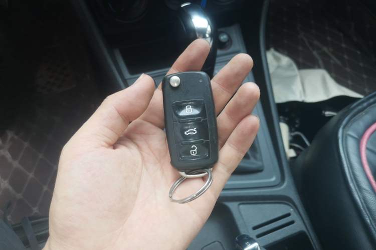 Used Volkswagen Lavida 2017 1.6L Automatic Fashion Edition Vehicle Key