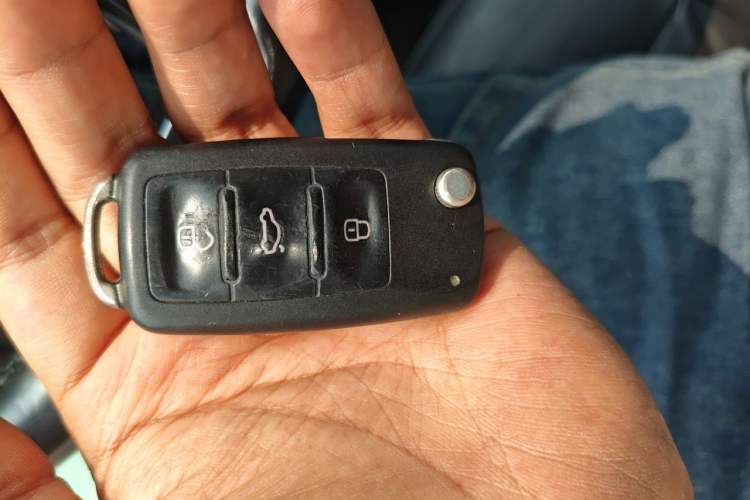 Used Volkswagen Lavida 2017 1.6L Automatic Comfort Edition Vehicle Key