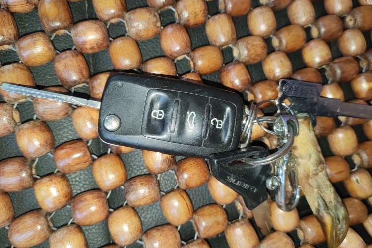 Used Volkswagen Lavida 2017 1.6L Automatic Fashion Edition Vehicle Key