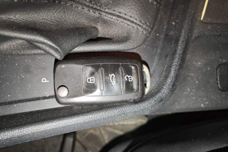 Used Volkswagen Lavida 2017 1.6L Automatic Fashion Edition Vehicle Key