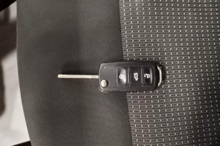 Used Volkswagen Lavida 2017 1.6L Automatic Fashion Edition Vehicle Key