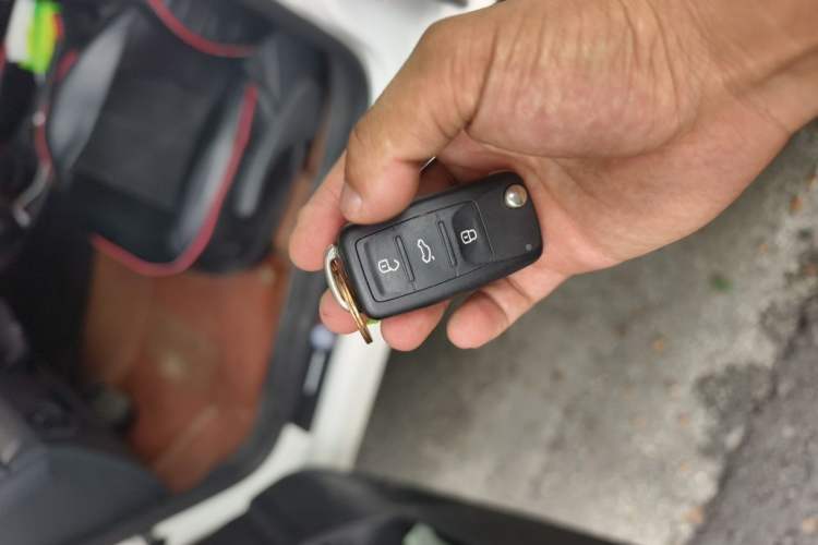 Used Volkswagen Lavida 2017 230TSI DSG Comfort Edition Vehicle Key
