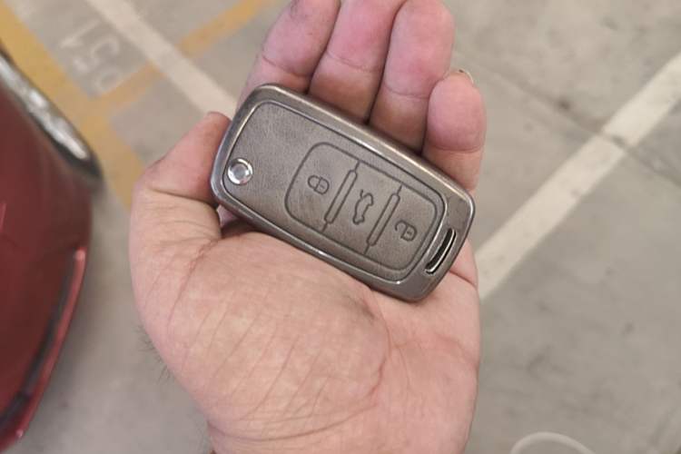Used Volkswagen Lavida 2017 1.6L Automatic Comfort Edition Vehicle Key