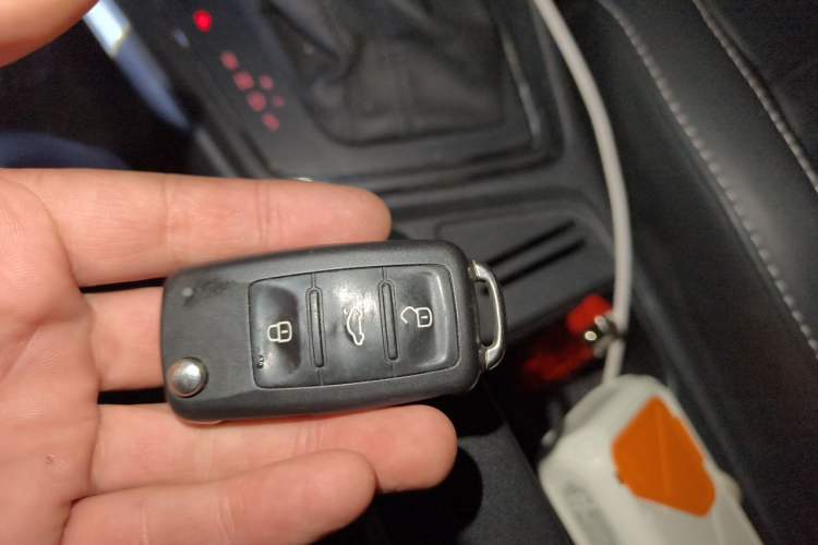 Used Volkswagen Lavida 2017 230TSI DSG Comfort Edition Vehicle Key