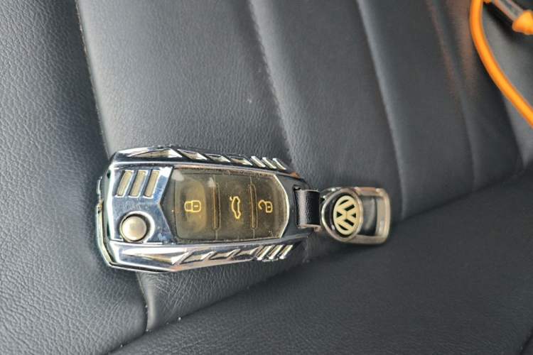 Used Volkswagen Lavida 2017 1.6L Automatic Comfort Edition Vehicle Key