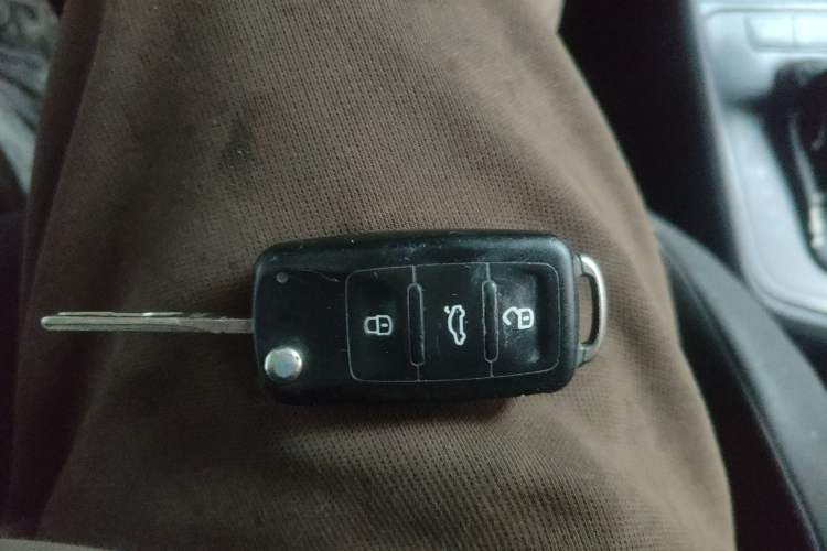 Used Volkswagen Lavida 2017 1.6L Automatic Fashion Edition Vehicle Key