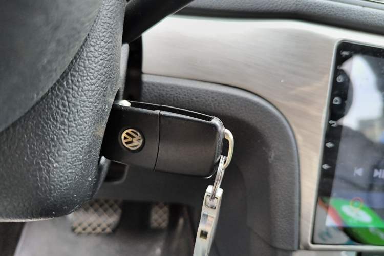 Used Volkswagen Lavida 2017 1.6L Automatic Fashion Edition Vehicle Key