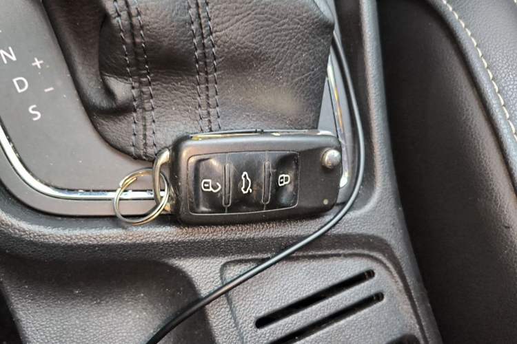 Used Volkswagen Lavida 2017 1.6L Automatic Comfort Edition Vehicle Key