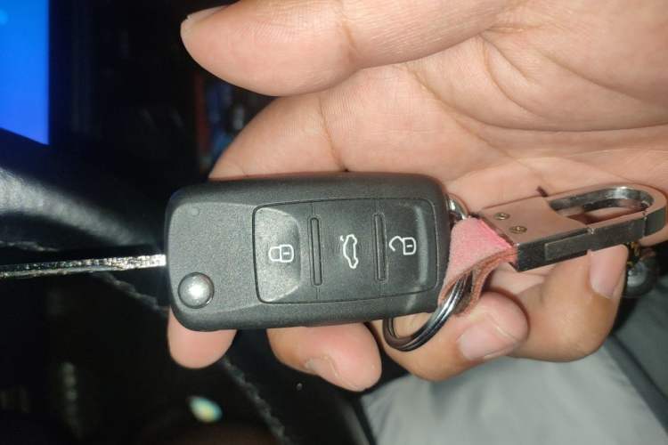 Used Volkswagen Lavida 2017 1.6L Automatic Comfort Edition Vehicle Key
