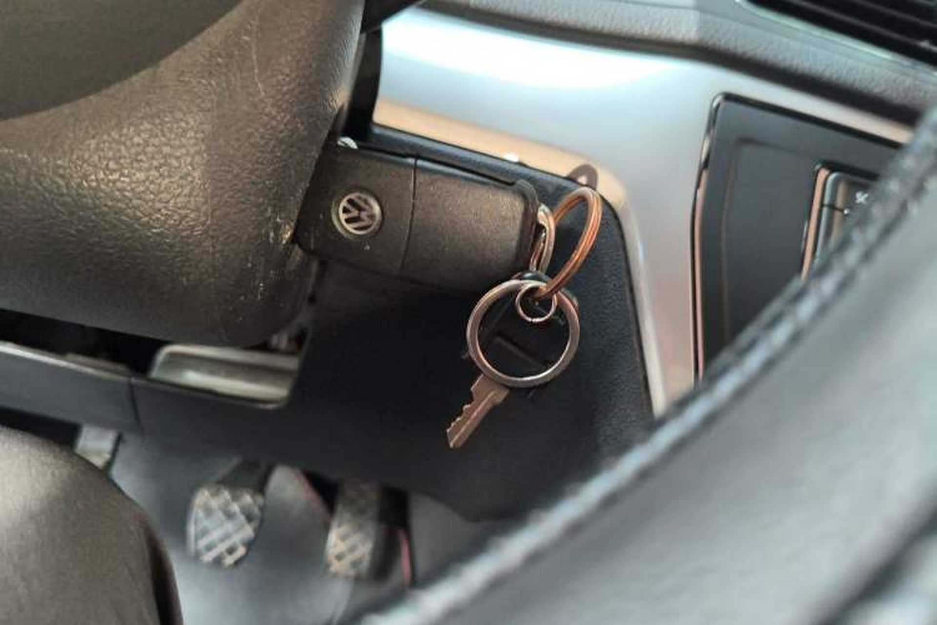 Used Volkswagen Lavida 2017 1.6L Manual Fashion Edition Vehicle Key
