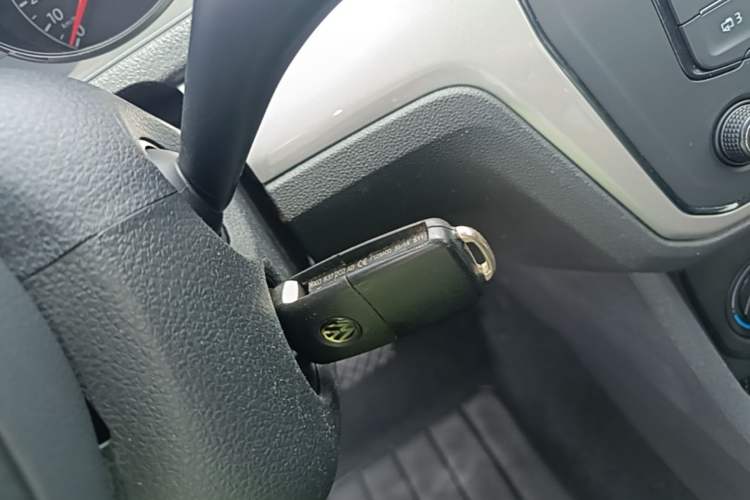 Used Volkswagen Lavida 2017 1.6L Automatic Fashion Edition Vehicle Key