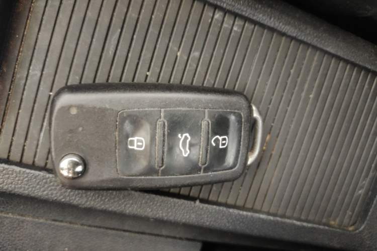Used Volkswagen Lavida 2017 230TSI DSG Comfort Edition Vehicle Key